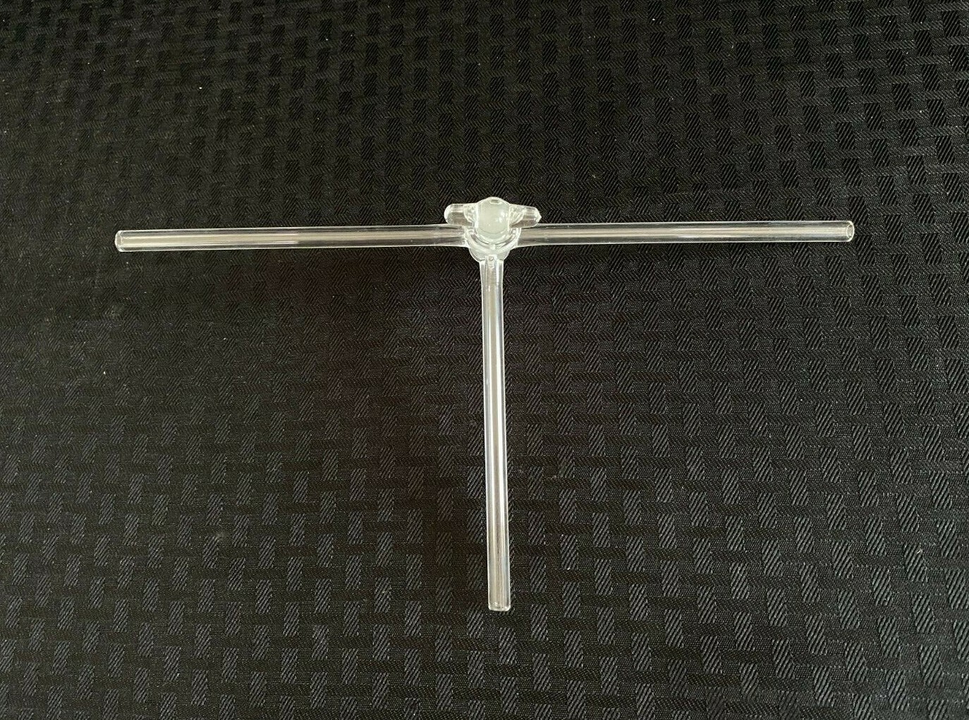 Laboratory Glass 8mm OD 3-Way Stopcock w/ 2mm T-Bore Glass Plug 292mm OAL, Chip