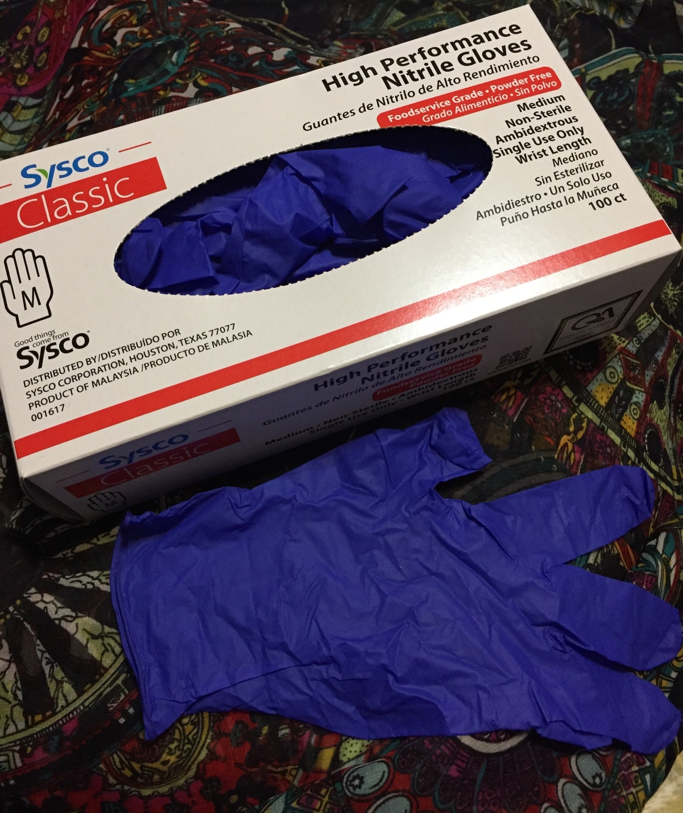 Sysco Classic High Performance Cobalt – Blue Nitrile Glove, Medium 100 Count