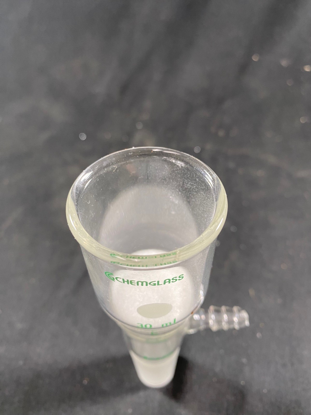 CHEMGLASS Glass 30mL Coarse Frit 24/40 Vacuum Buchner Filter Funnel CG-1406-E-01