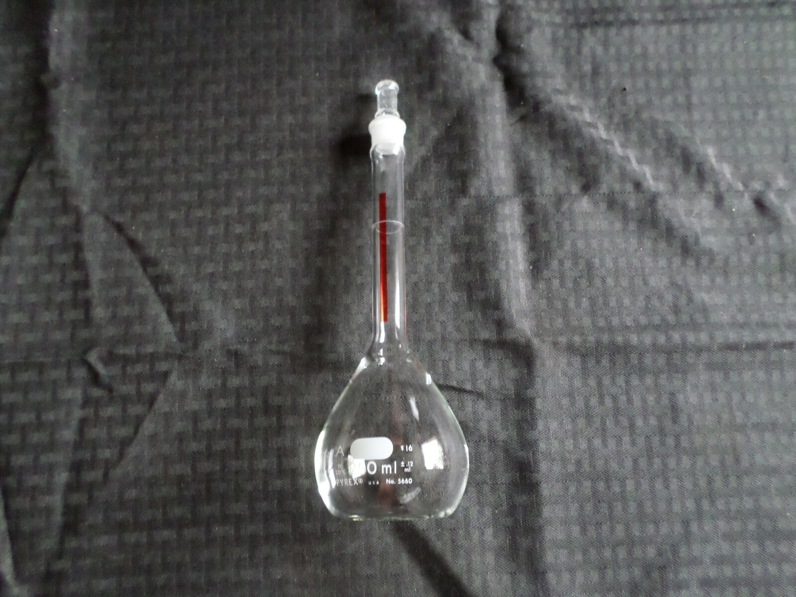 Corning Pyrex Class A Glass 250mL Lifetime Red TC Volumetric Flask #16 Stpr 5660