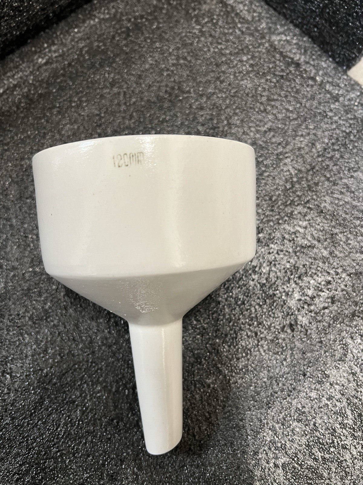 Porcelain Buchner Funnel 120mm (ID 108mm approx.)