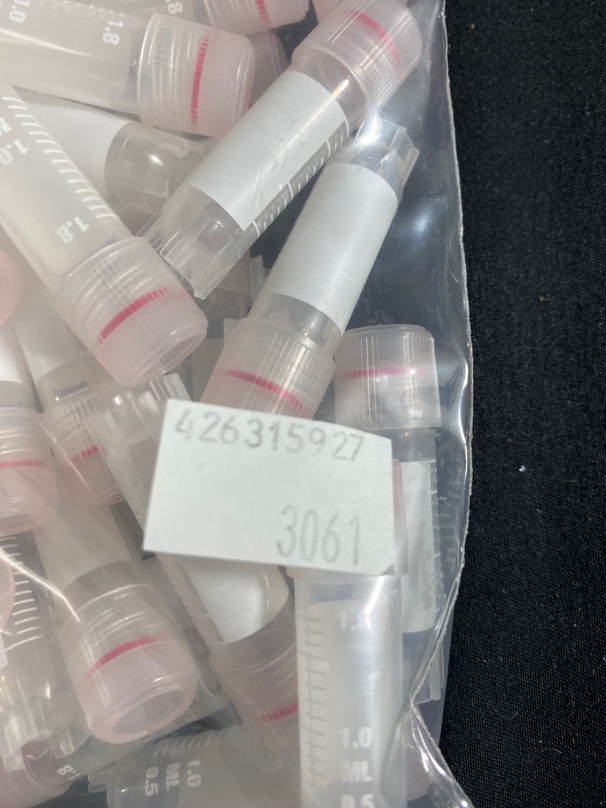 LABORATORY 1.8mL Self Standing Cryogenic Vials w/ Caps And Label (100/cs)