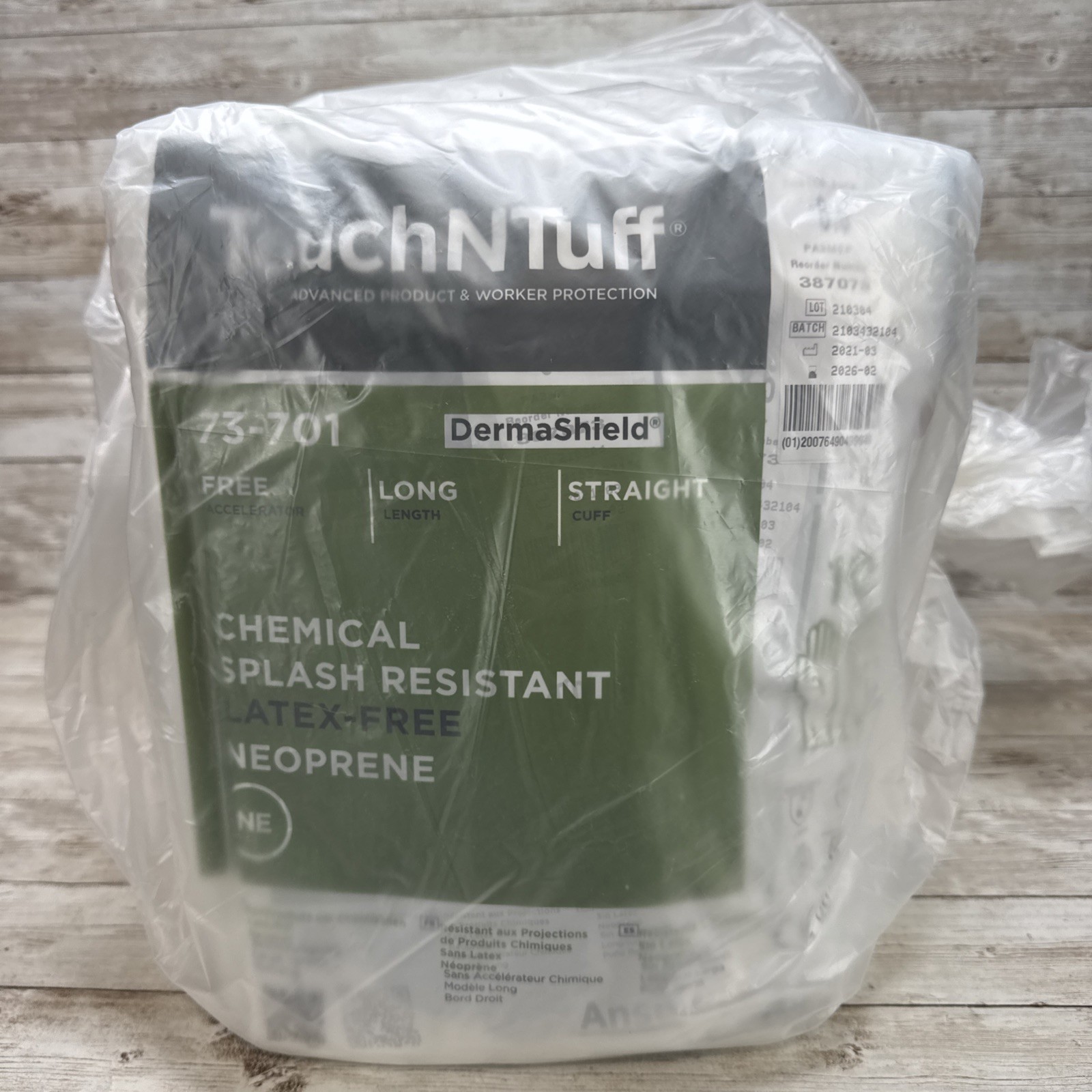 TouchNTuff Cleanroom Gloves DermaShield ANSELL 73-701 Size 8.5 Box 200 Exp: 2/26