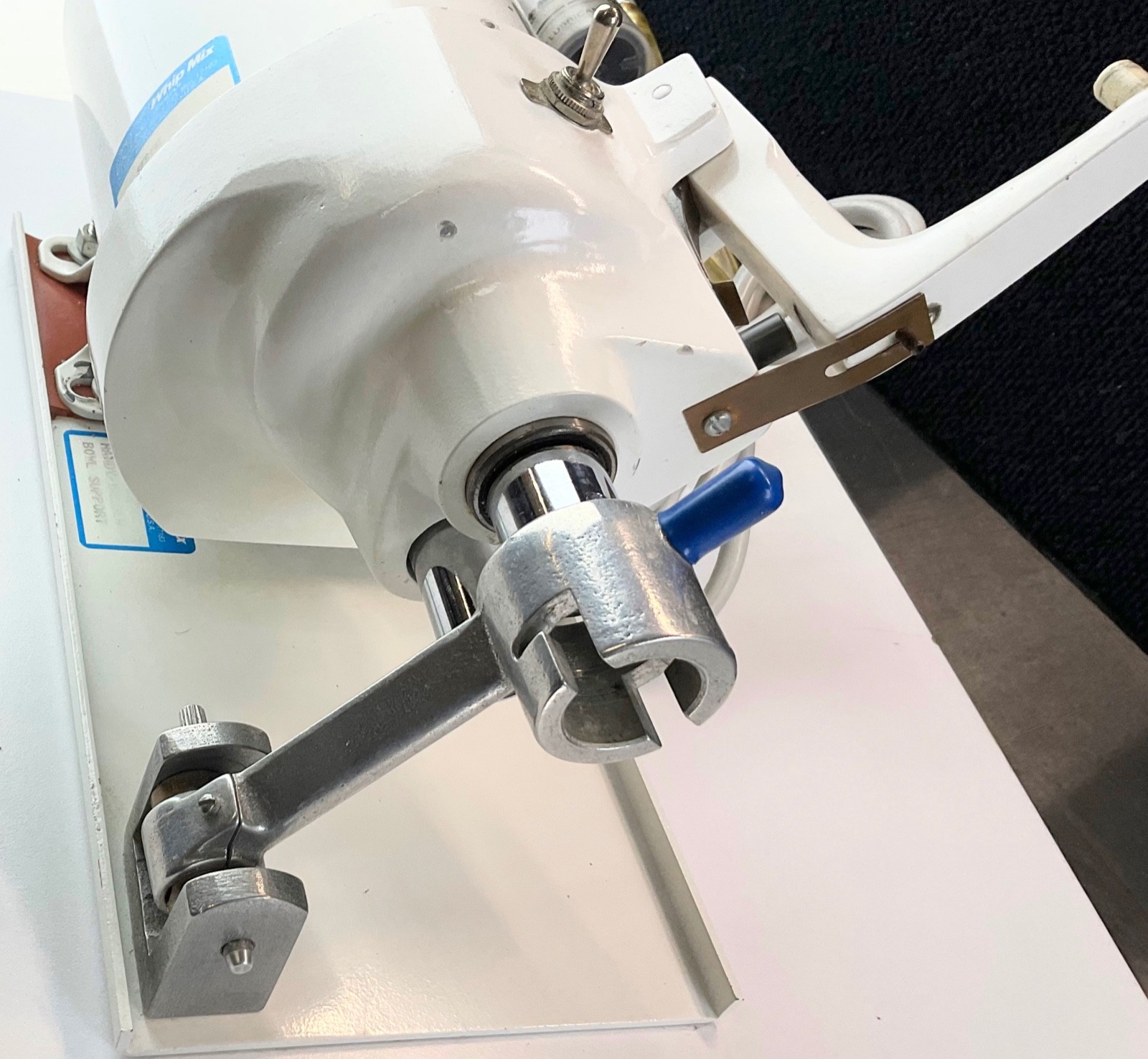 Whip Mix Combination Unit Model D For Vacuum Mixing & Investing