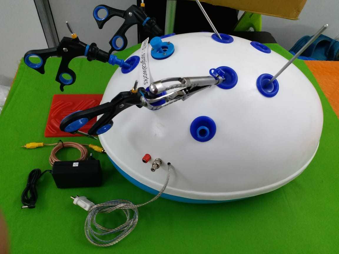 Clinical Purpose Hemispherical Virtual Endo Trainer Set Box Laproscopic Forceps