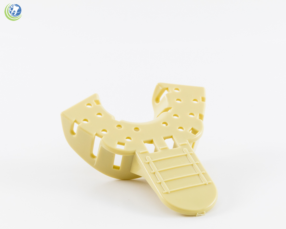 DENTAL PLASTIC AUTOCLAVABLE IMPRESSION TRAYS LOWER SMALL LS #6 12/BAG