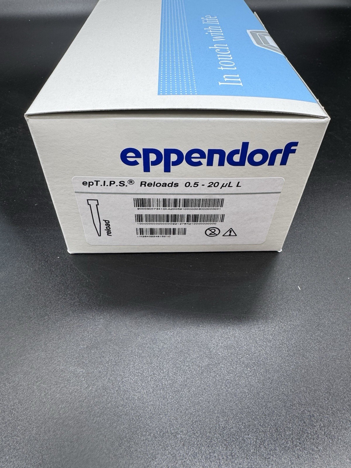 Eppendorf 022491521 epT.I.P.S. Reloads 0.5-20 uL L 8×96 Eppendorf Tips in Trays