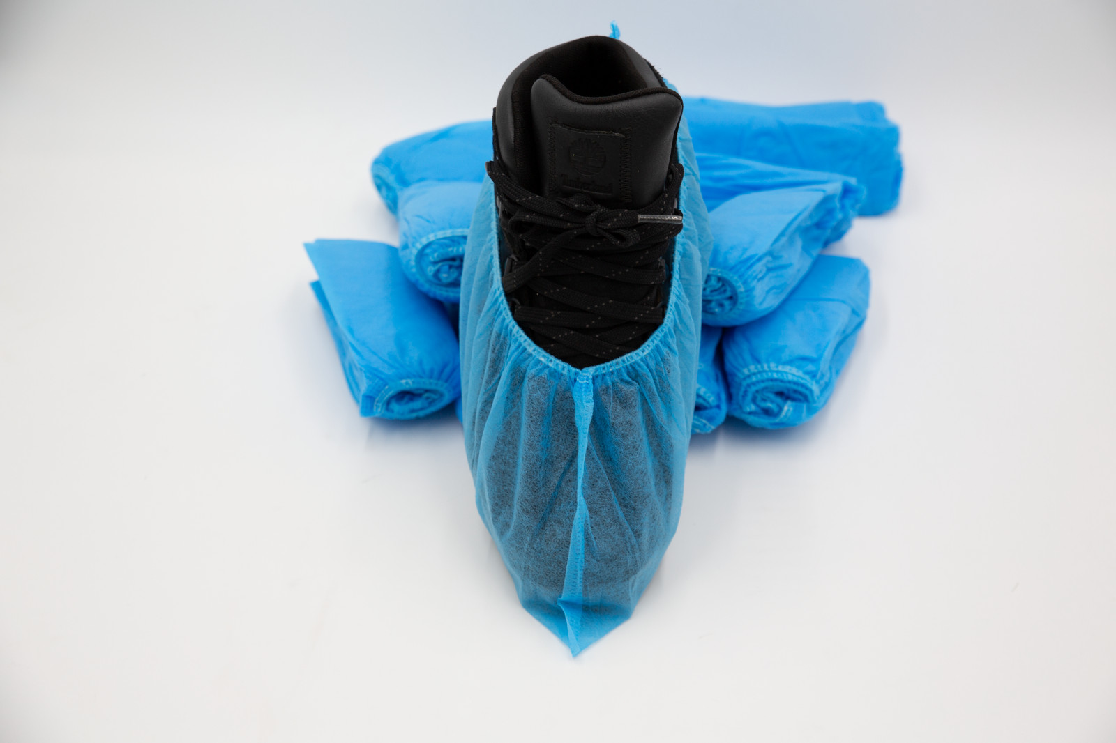 200Pcs Disposable Shoe Covers, non-slip, Non-woven, dust leak proof