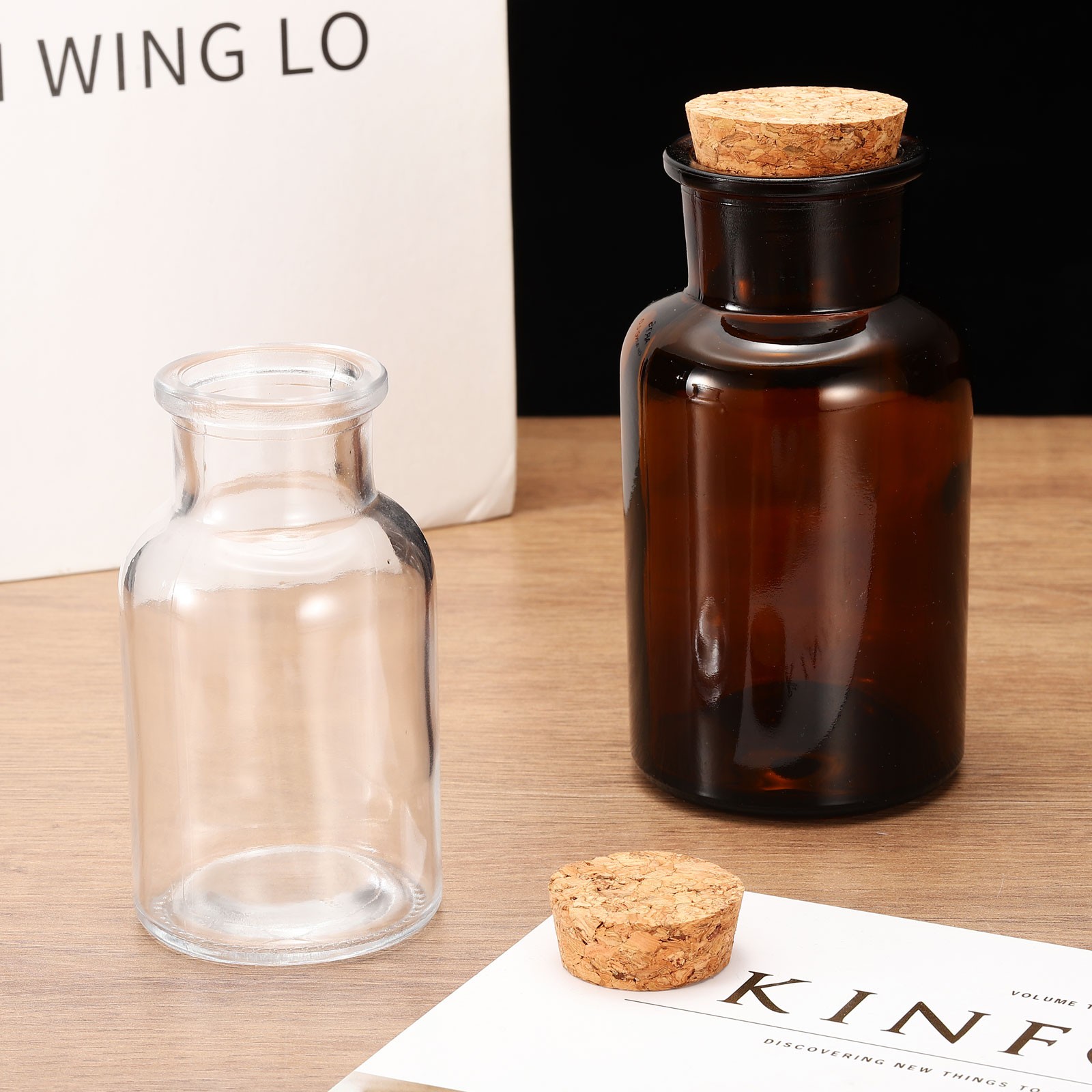2Pcs 500ml Glass Reagent Bottle with Wood Stopper Narrow Mouth, Brown(16.9oz)