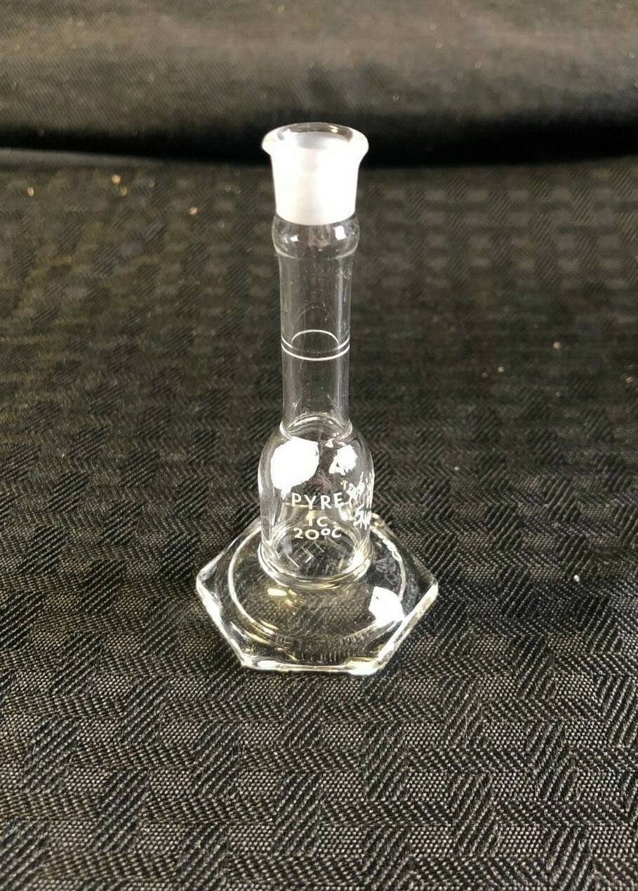 Pyrex Class A Glass TC Vol. Serial Micro Flask 5mL Hexagonal Base w/ #8 Chipped