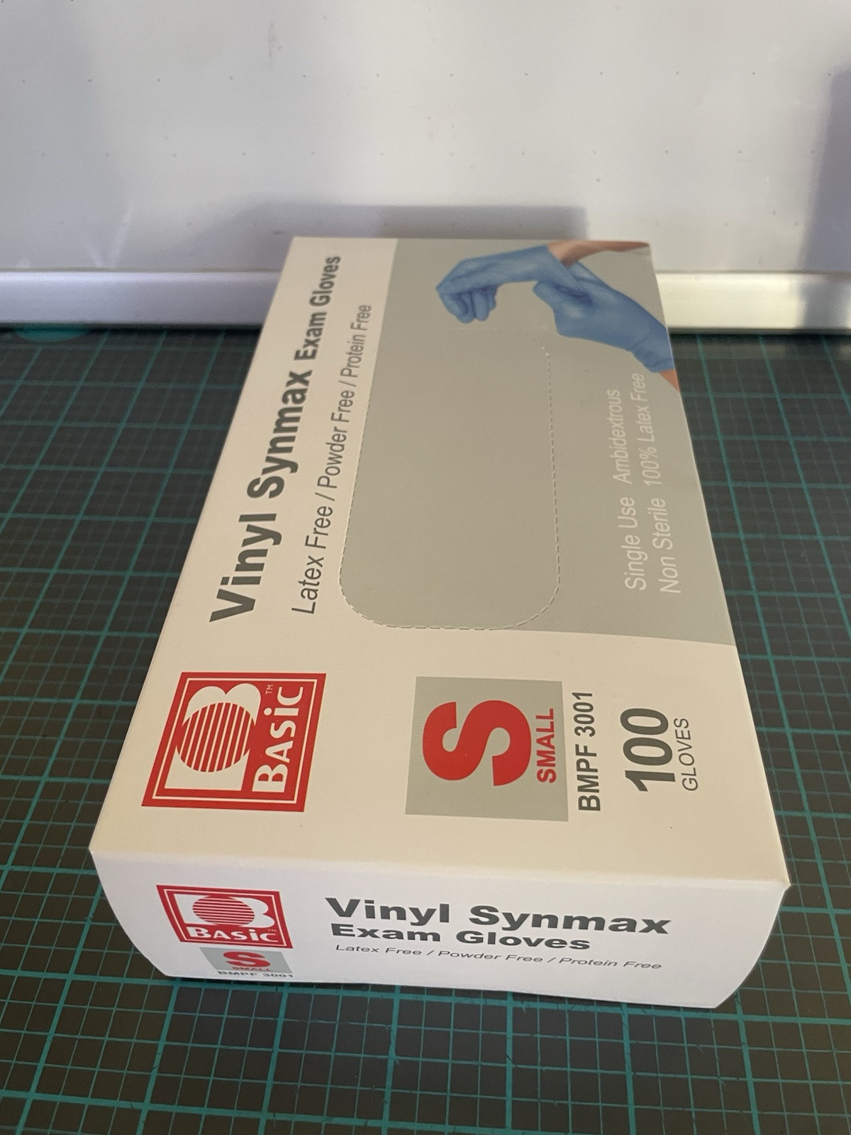 Basic Vinyl Synmax Exam Gloves Small BMPF 3001 Latex Free/Powder Free/Protein Fr