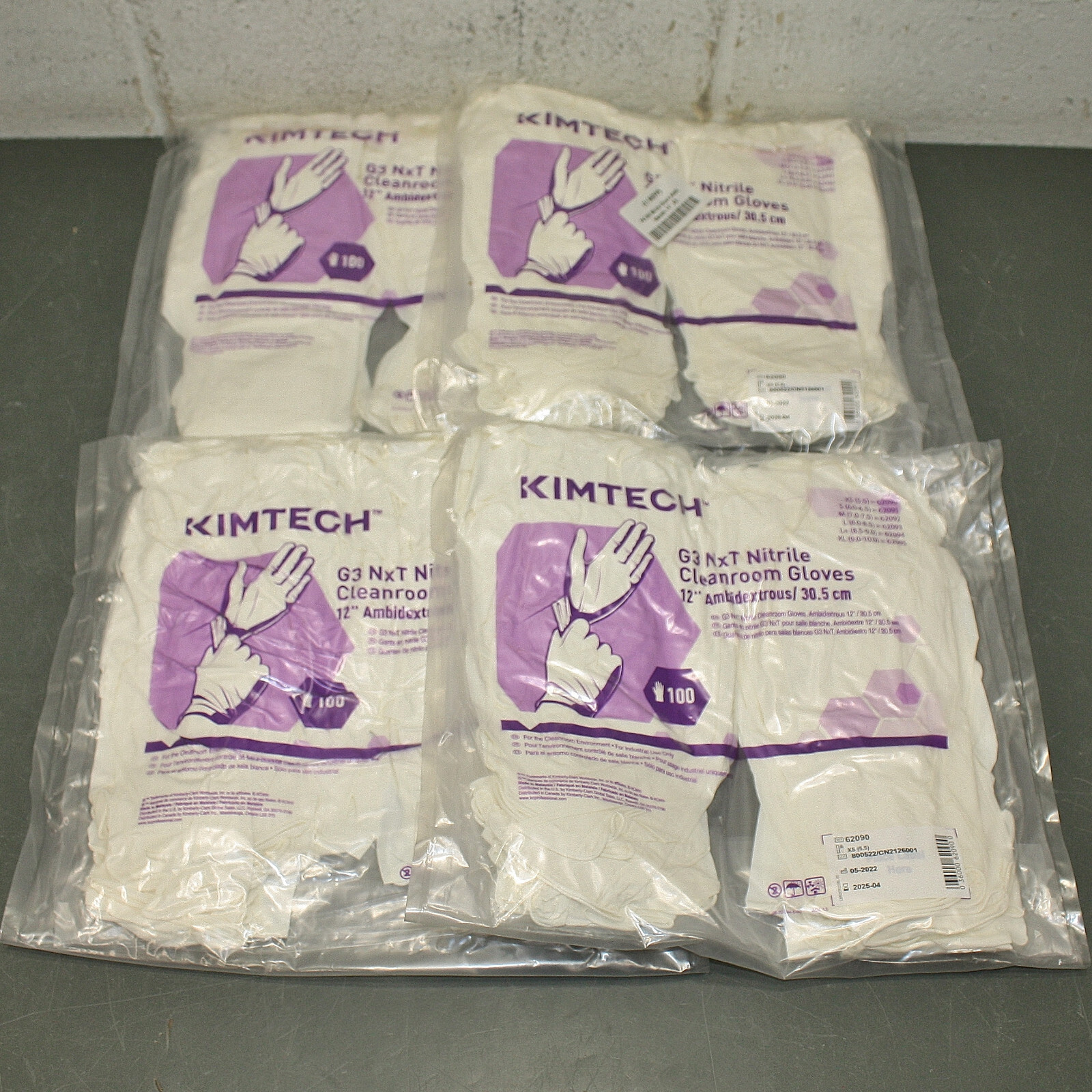 EXPIRED 04/25 – (400) Kimtech Cleanroom Gloves 62090, Size XS, G3 NxT Nitrile