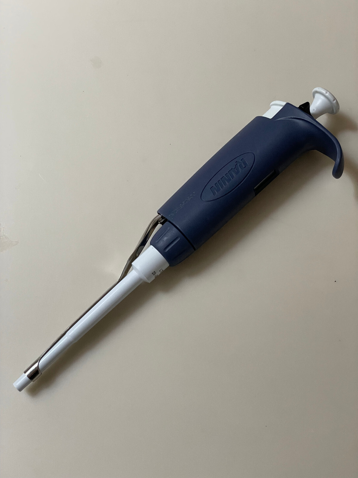 PRISTINE & WORKING – Rainin LTS 20-200ul Pipet Lite L200 Single Channel Pipet