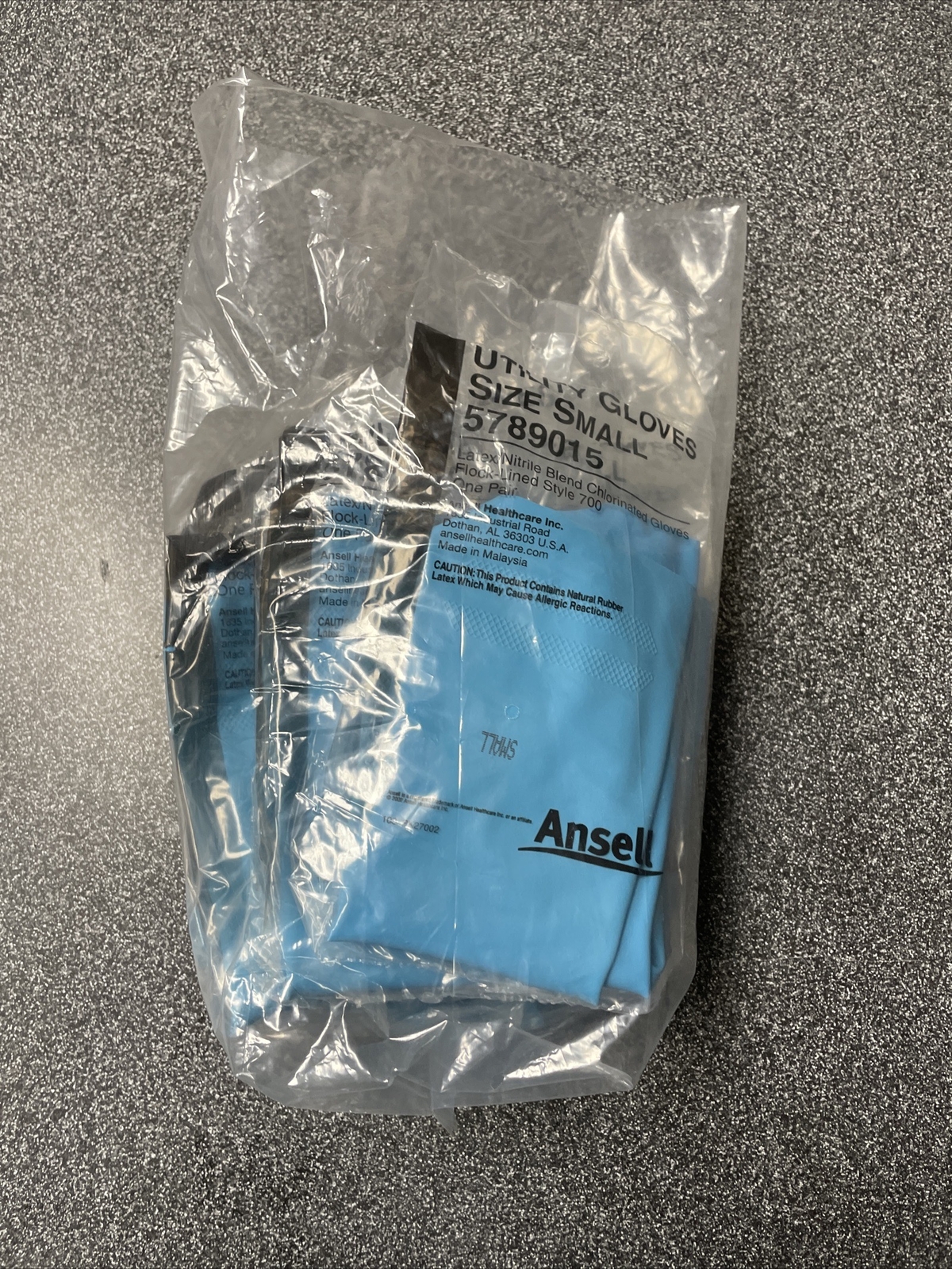 (12 pairs) Ansell #5789015 Chemical Latex/Nitrile Blend Gloves Small Flock-Lined