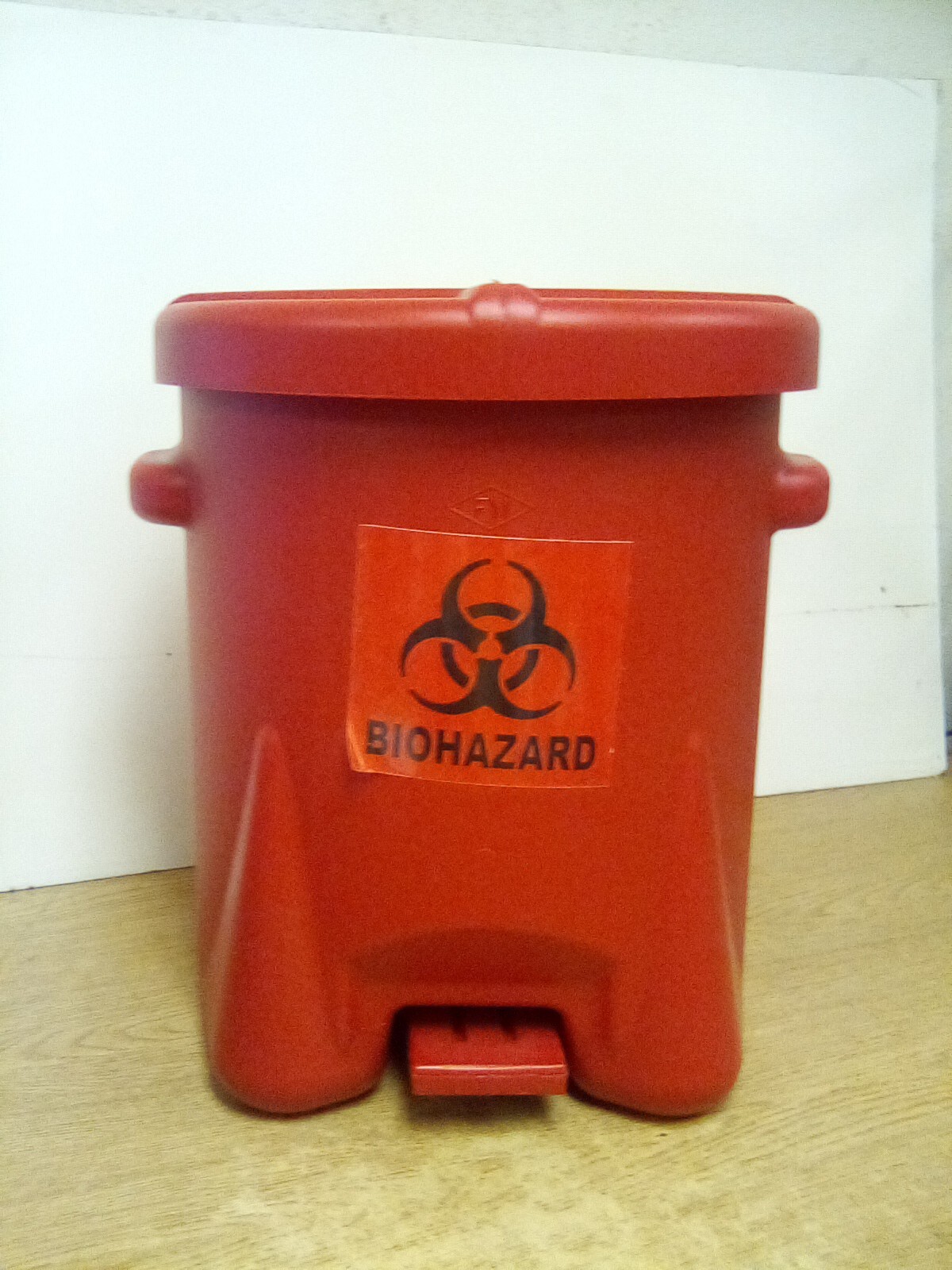 Eagle 943BIO Combustible Waste Container 6 Gallons