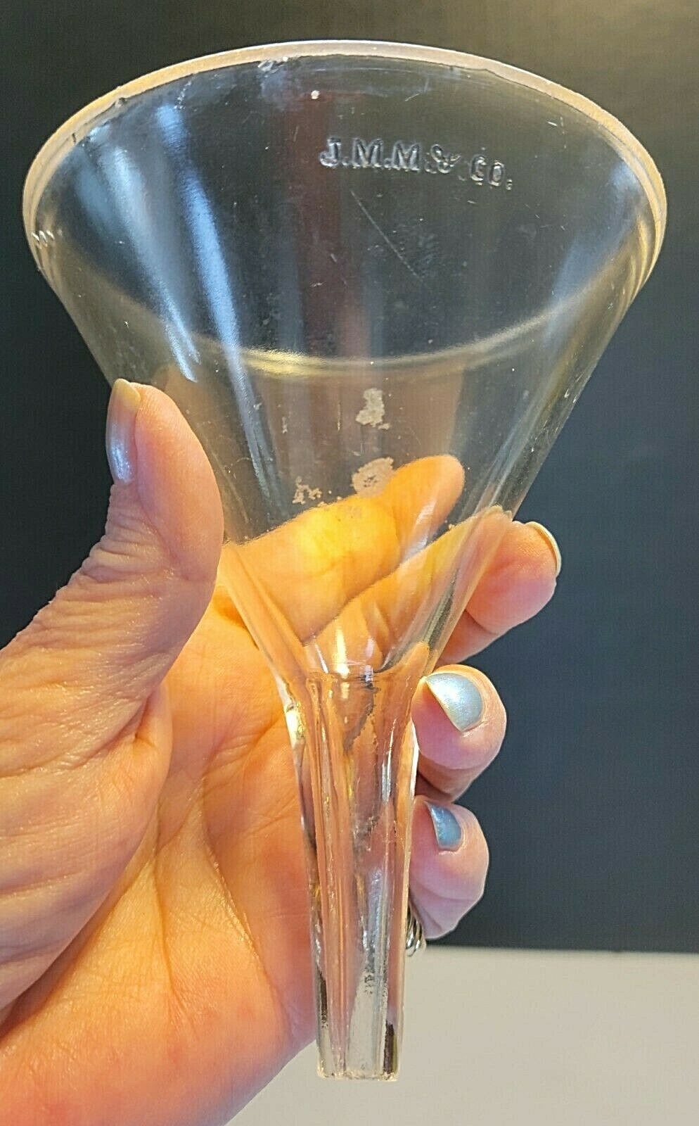 J.M.M. CO. SEAMLESS GLASS FUNNEL