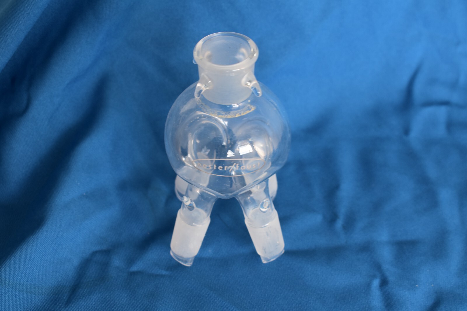 Distillation adaptor, cow-4, f. jt. 19/22 & m.jt. 14/20, Quality Lab Glassware