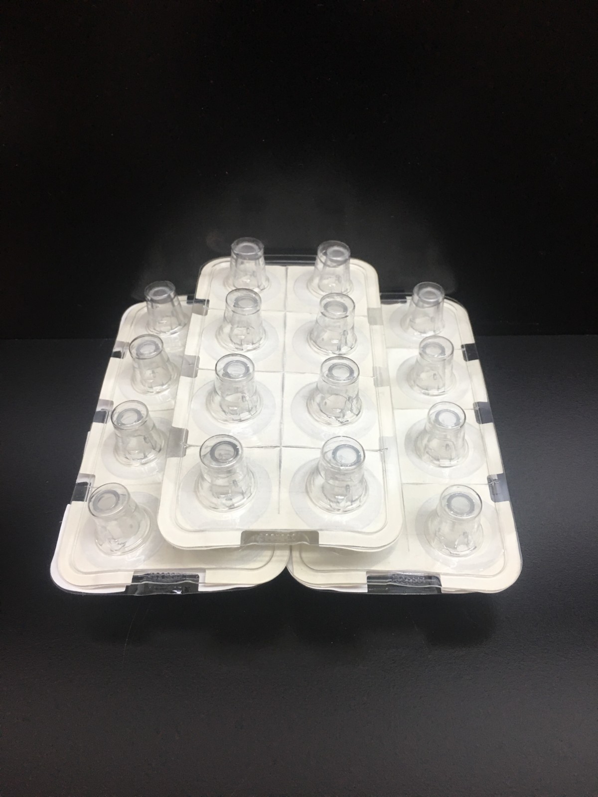 Corning Falcon REF 353095 Permeable Support 24 Well Plate 0.4µm PET Lot 40 PCS
