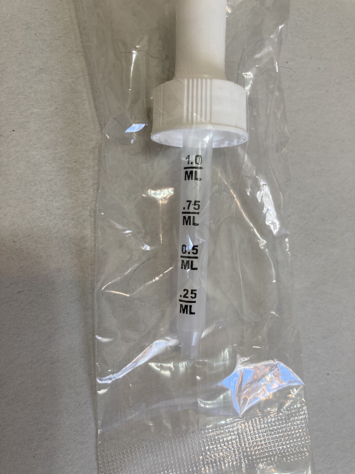 NEW! 1mL plastic Medicine Dropper In packaging, 0.25mL increments, 2 Count