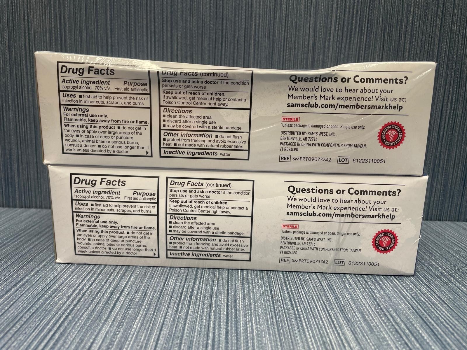 Lot of 800 x Sterile 70% Isopropyl Alcohol Swabs 1.3″ x 1.3″ (2 Boxes of 400)