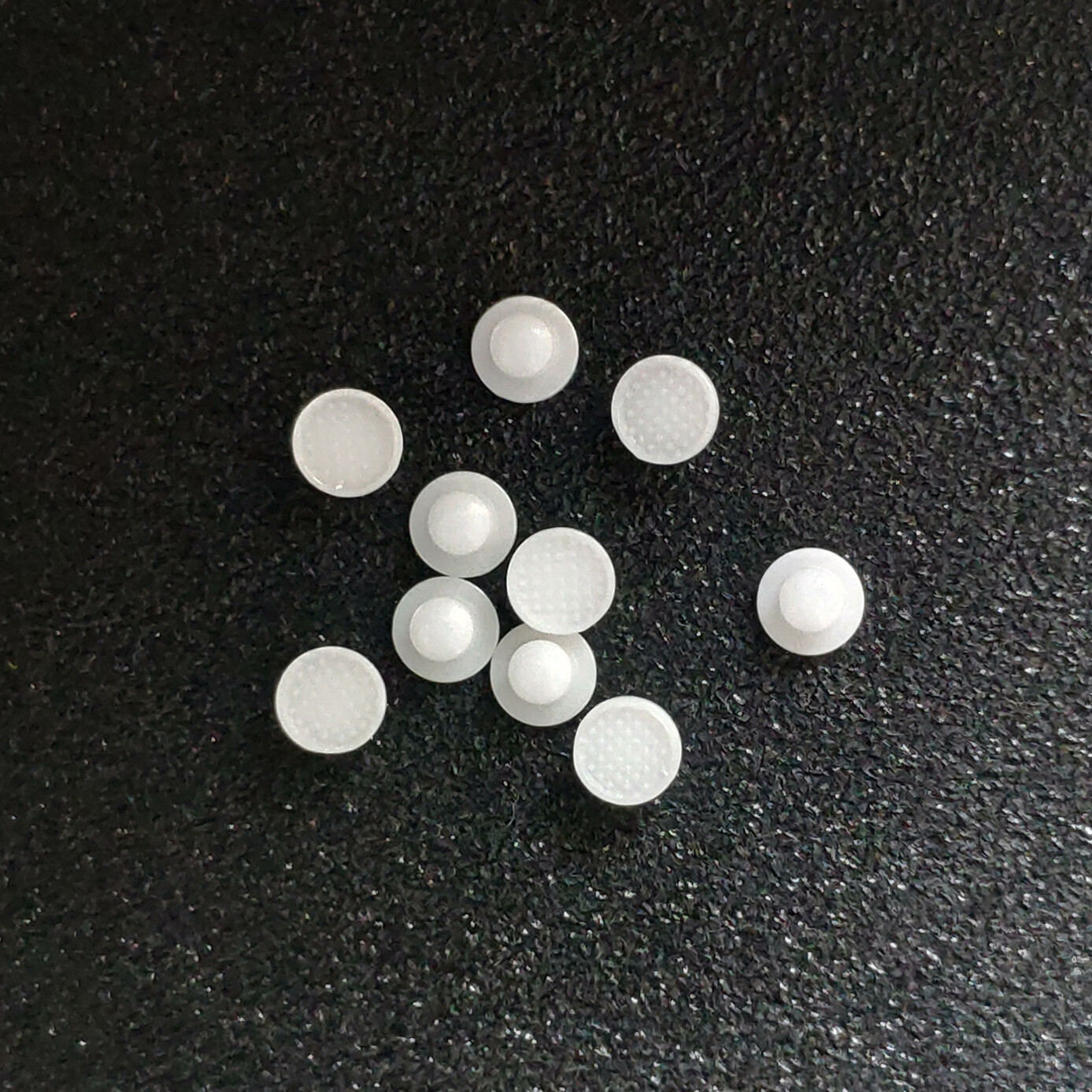 20Pcs Dental Orthodontic Ceramic Lingual Buttons Bondable Round Mesh Base