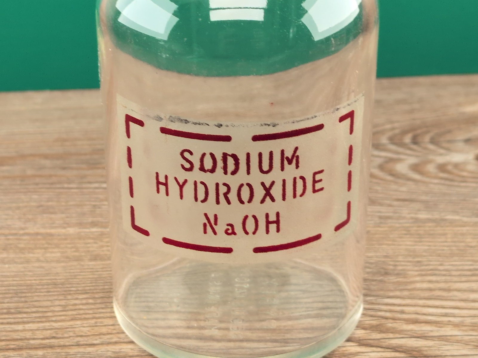 PYREX Apothecary Glass Chemist Bottle SODIUM HYDROXIDE Empty w/ Stopper 24