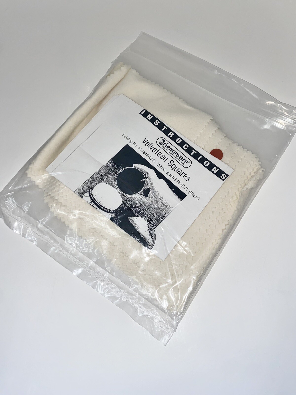 VELVETEEN SQUARES SCIENCEWARE (BEL-ART) – WHITE – BAG OF 12