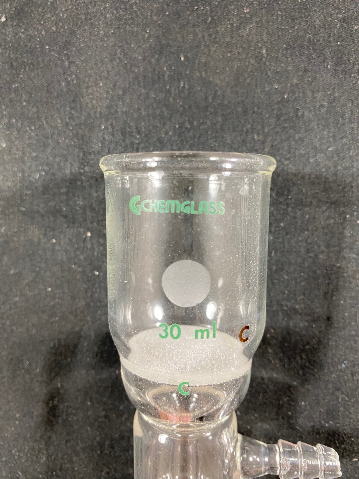 CHEMGLASS Glass 30mL Coarse Frit 24/40 Vacuum Buchner Filter Funnel CG-1406-E-01