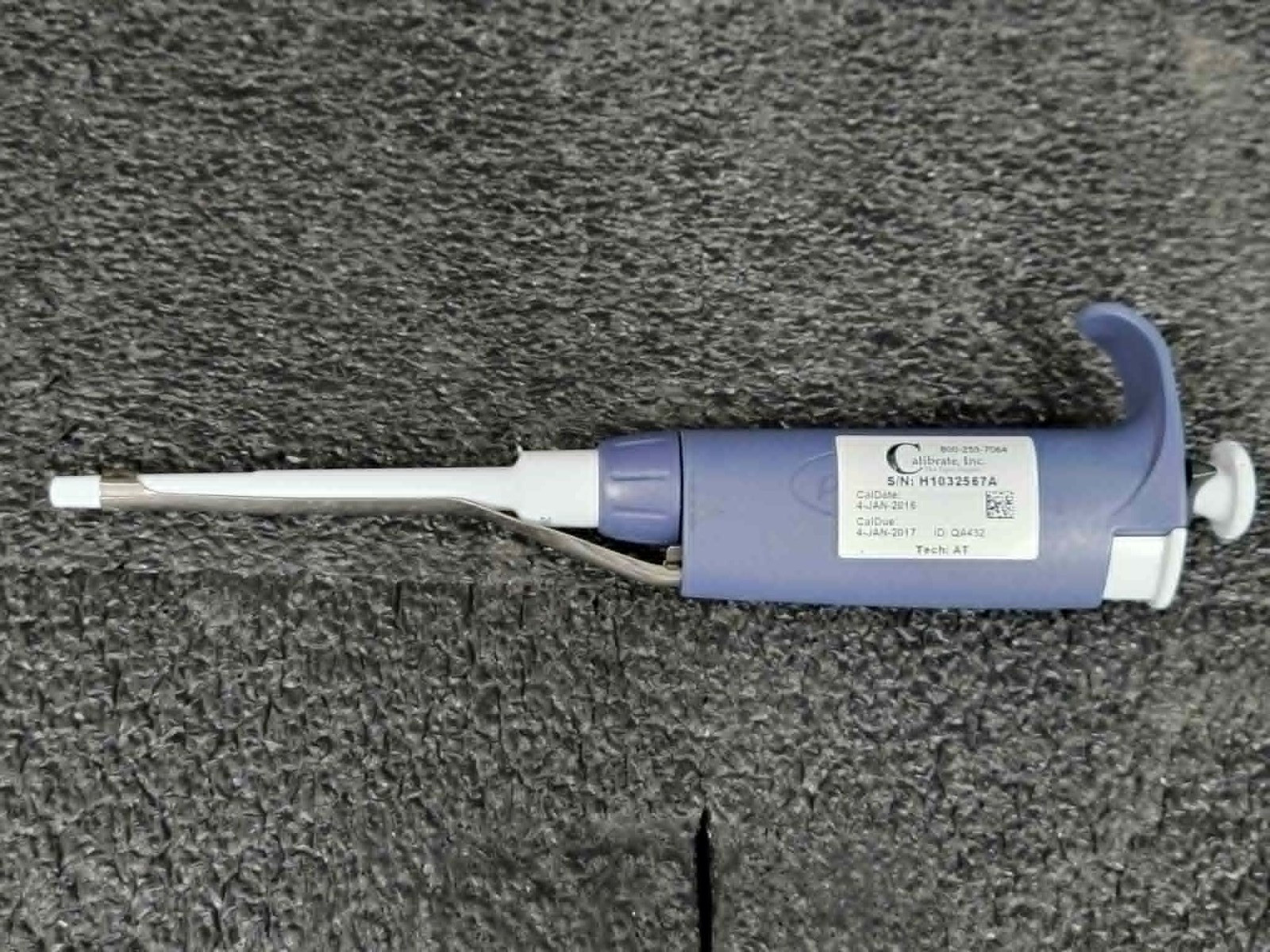 Rainin Pipet-Lite L-200 LTS 20µL-200µL Manual Single-Channel Micropipette