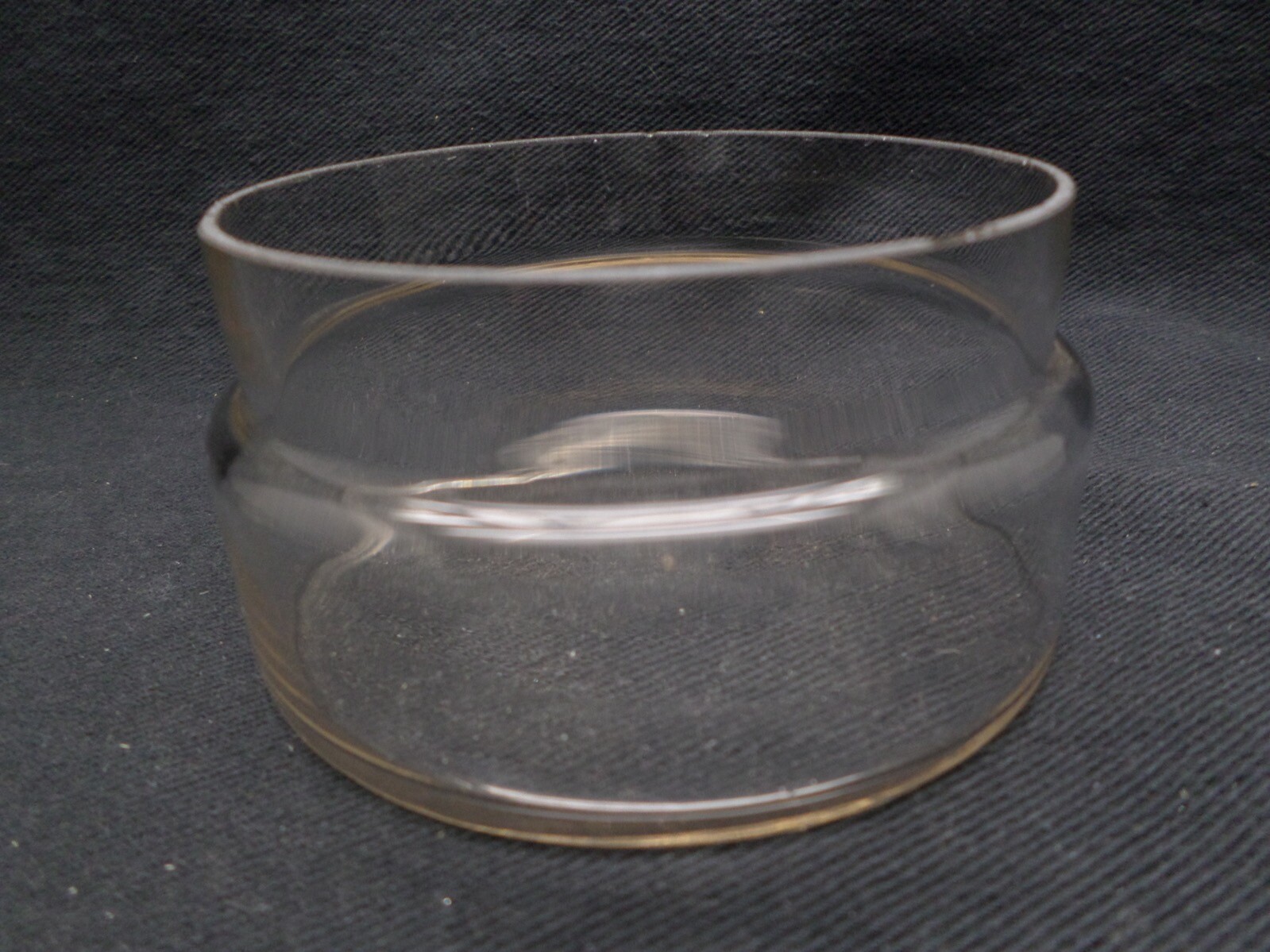 Laboratory 100mm W x 50mm H Glass Crystallizing Round Storage Dish 300mL Chips