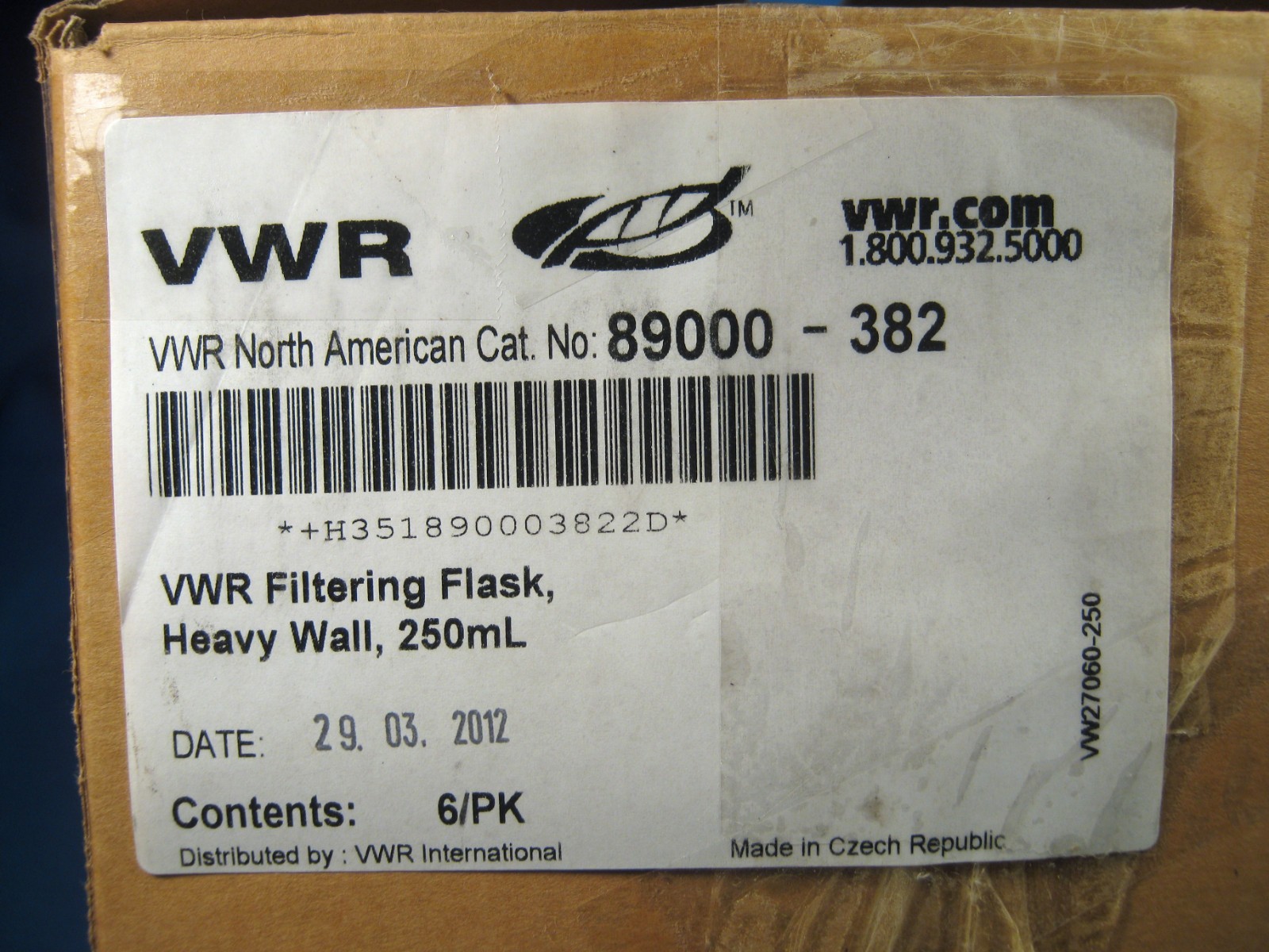 VWR 250 ML HEAVY WALL FILTER FLASKS X2 NEW OLD STOCK FREE SHIPPING