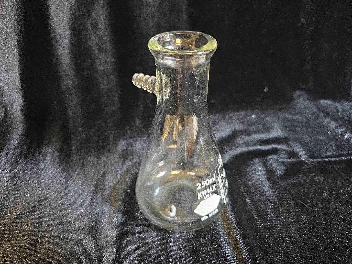 Kimble Kimax Glass 250mL Graduated Filtering Flask w/ Tubulation 27060-250