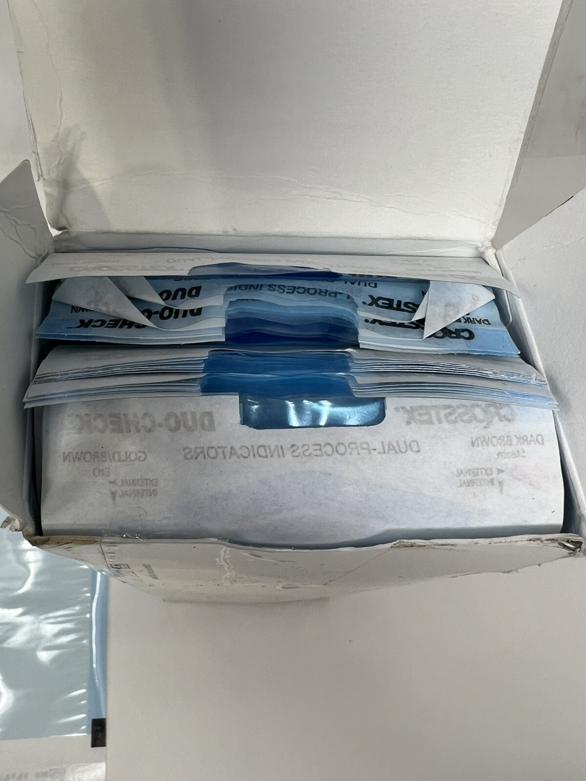 Duo-Check Self Sealing Sterilization Pouches, 200/Box, 3.5 in x 9 in