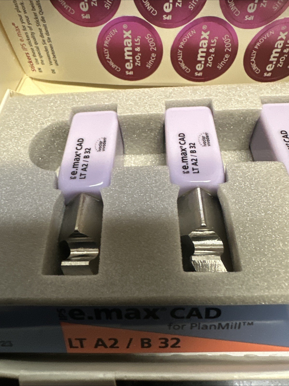 Ivoclar IPS Emax LT A2 / B32 FOR E4D Sold Individually Per Block Bridge