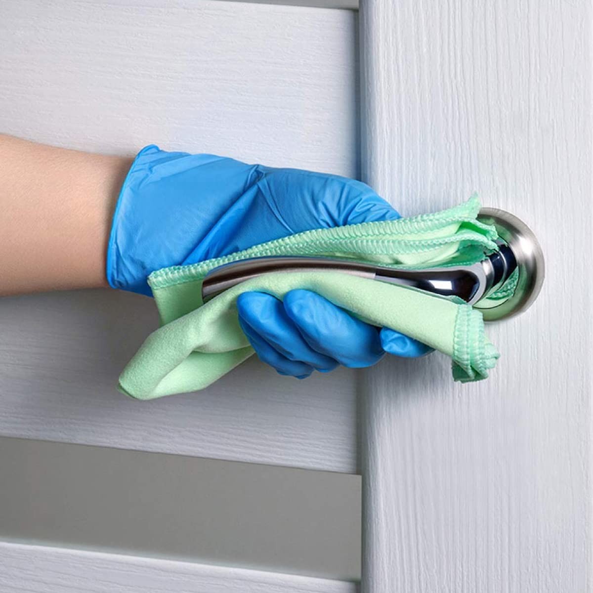 Basic Medical Synmax Vinyl Exam Gloves – Latex-Free & Powder-Free Disposable Glo