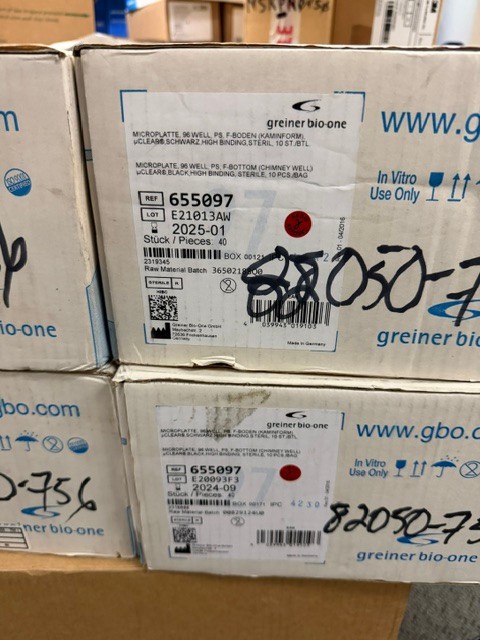 Greiner Bio-One Culture Microplate 96 Well Flat Bottom Sealed Case of 40 Plates