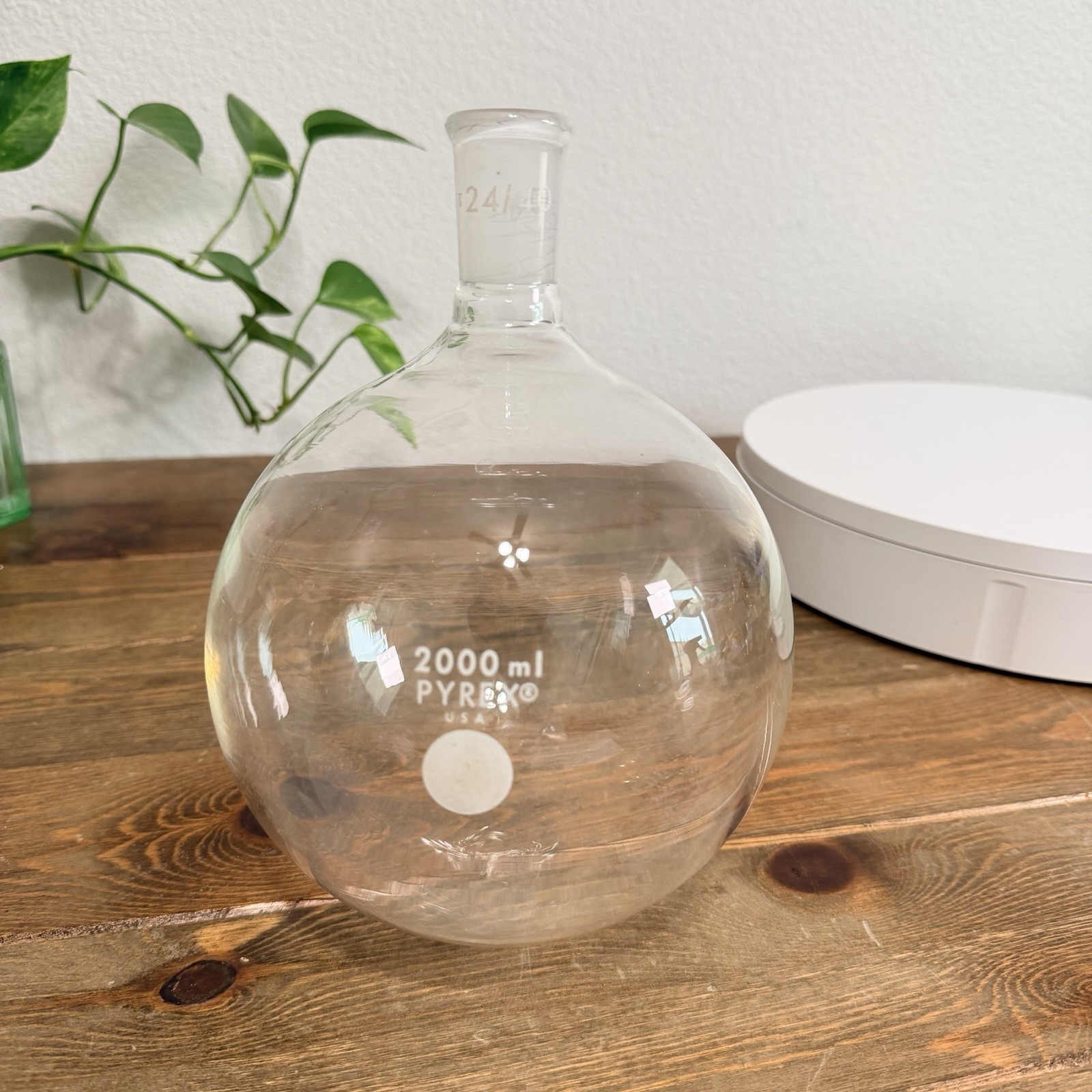 Pyrex 200ml 24/40 Round Bottom Boiling Flask